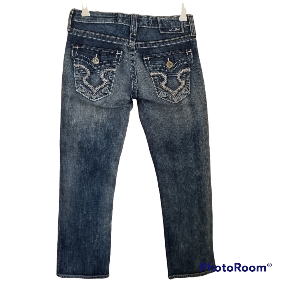 Big Star Remy Distressed Lowrise Cropped Capri Jean's Size 26 Womens